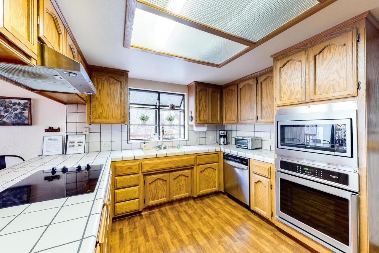 Creekside Cabin Гровленд Экстерьер фото
